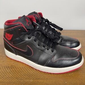 Air Jordan 1 Mid Shoes Mens 9 Black Red Bred Leather Basketball Sneakers